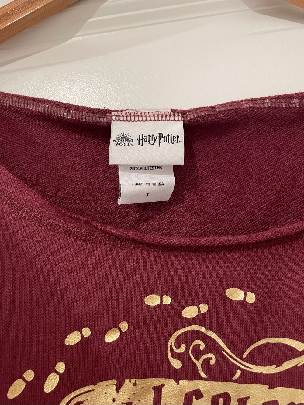 Torrid Harry Potter Burgundy Graphic Top size 1x - Picture 2 of 2